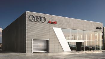 AUDI SHOWROOM2