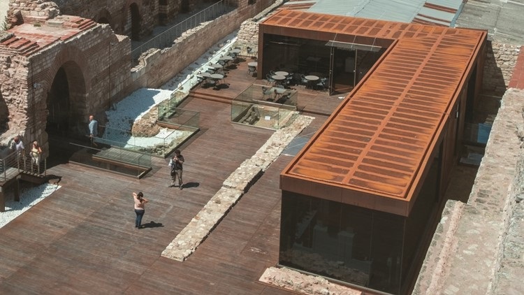 Corten Çelik ile Estetik ve Dayanıklılığı Bir Arada Yakalayın